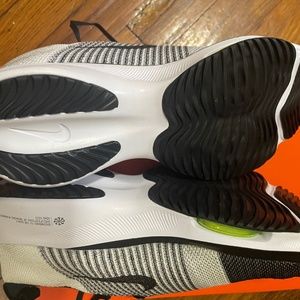 Nike Zoom Air Tempo Youth 6 Brand New